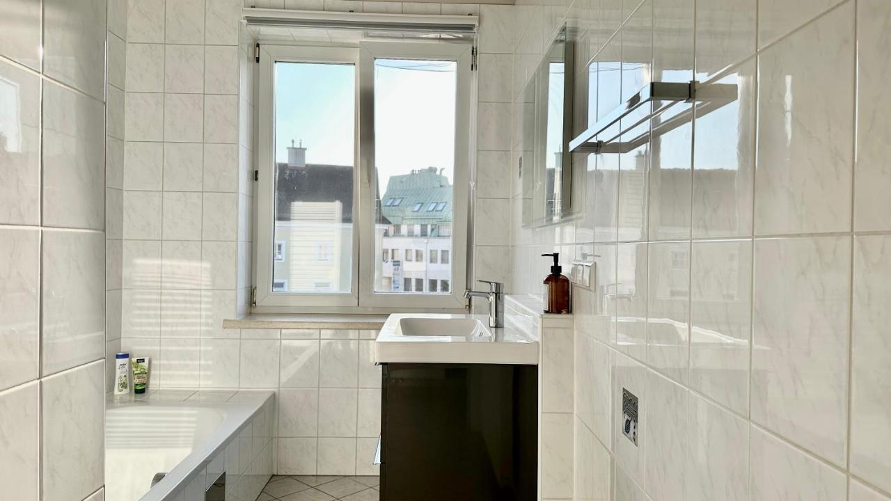 Homely Stay Apartment 2 ザンクト・ペルテン エクステリア 写真