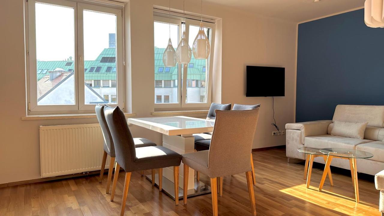 Homely Stay Apartment 2 ザンクト・ペルテン エクステリア 写真