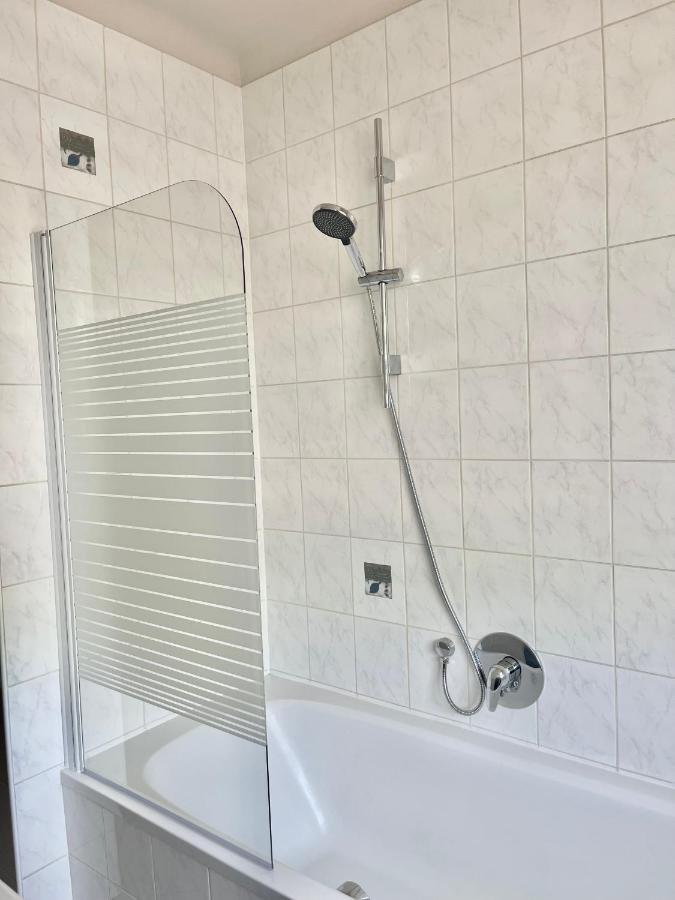 Homely Stay Apartment 2 ザンクト・ペルテン エクステリア 写真